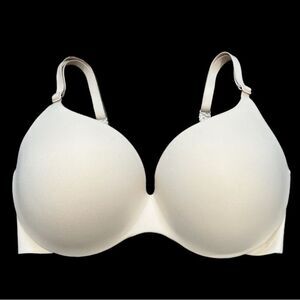 Victoria’s Secret Supersoft Perfect Shape Push up Padded bra Champagne 32DDD